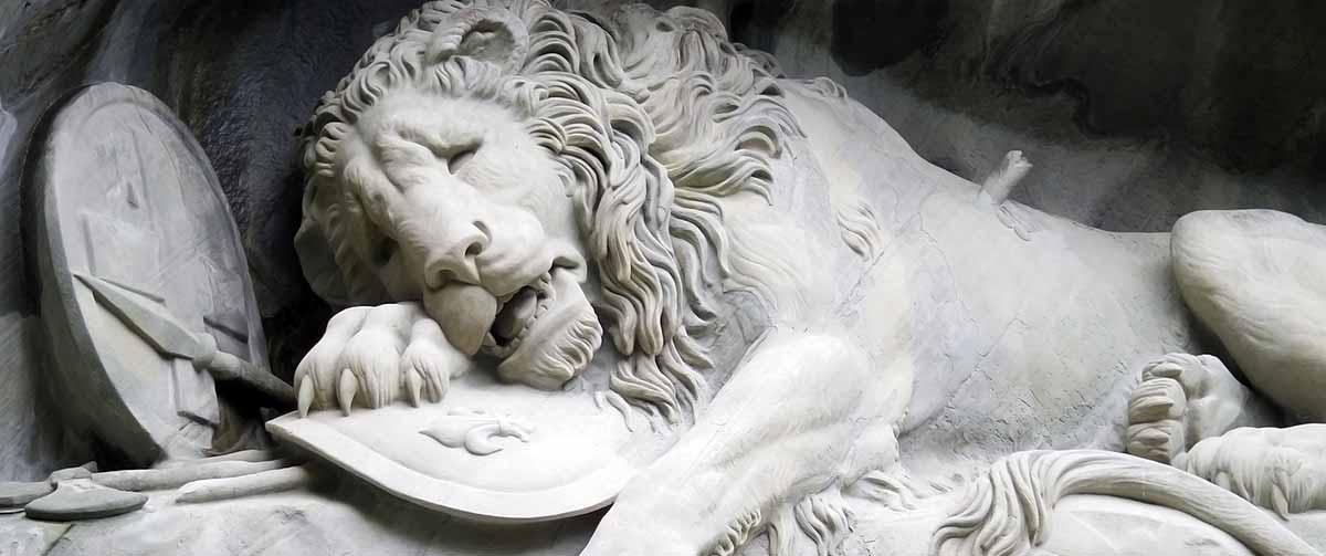 Graffiti-Entfernung mit mobiler Sandstrahlanlage